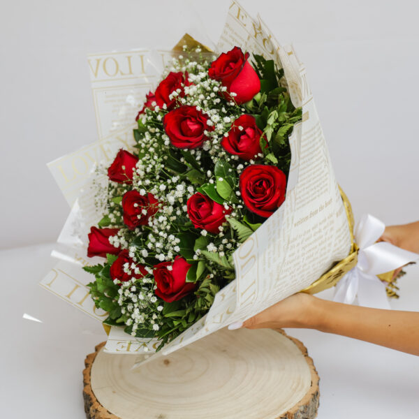 Buquê Rosas Nacionais - 12 Unidades